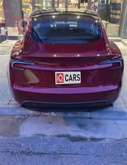 تسلا موديل 3